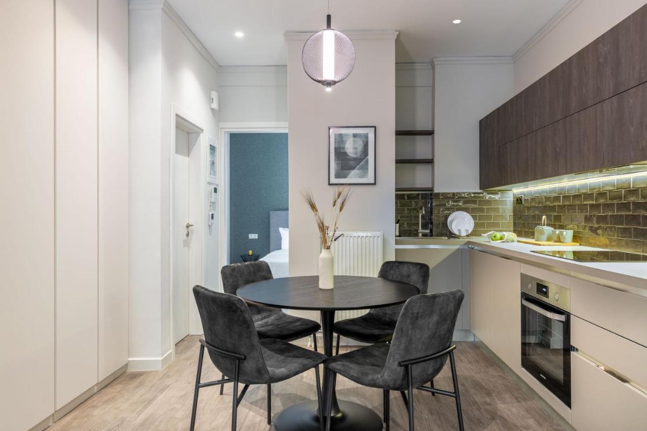 The Beehive Apartments Atene Esterno foto