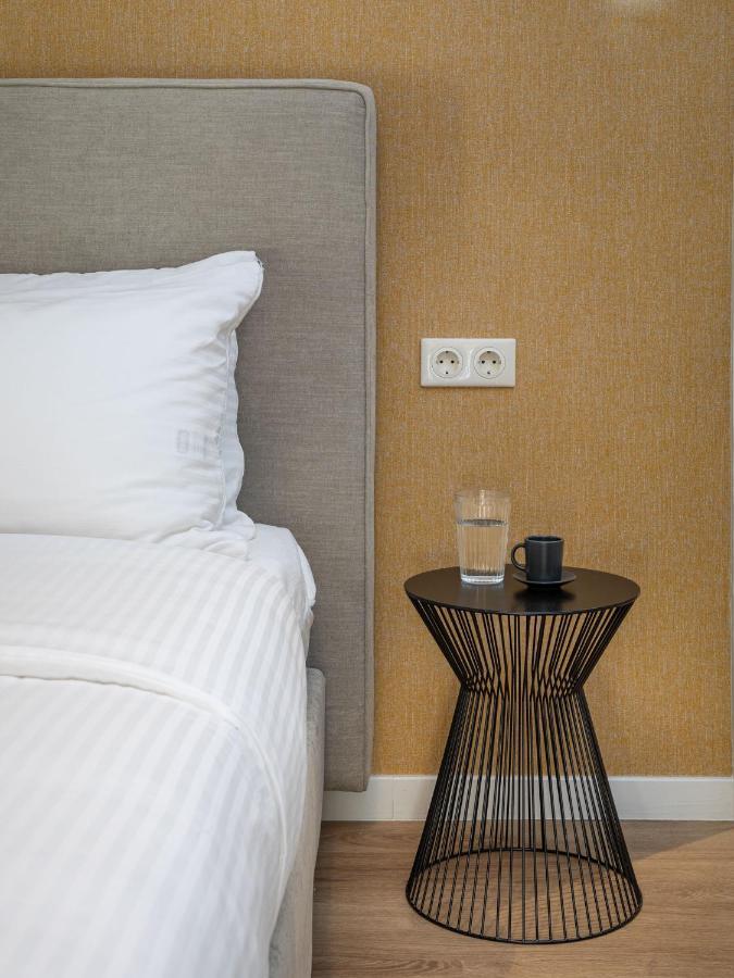 The Beehive Apartments Atene Esterno foto